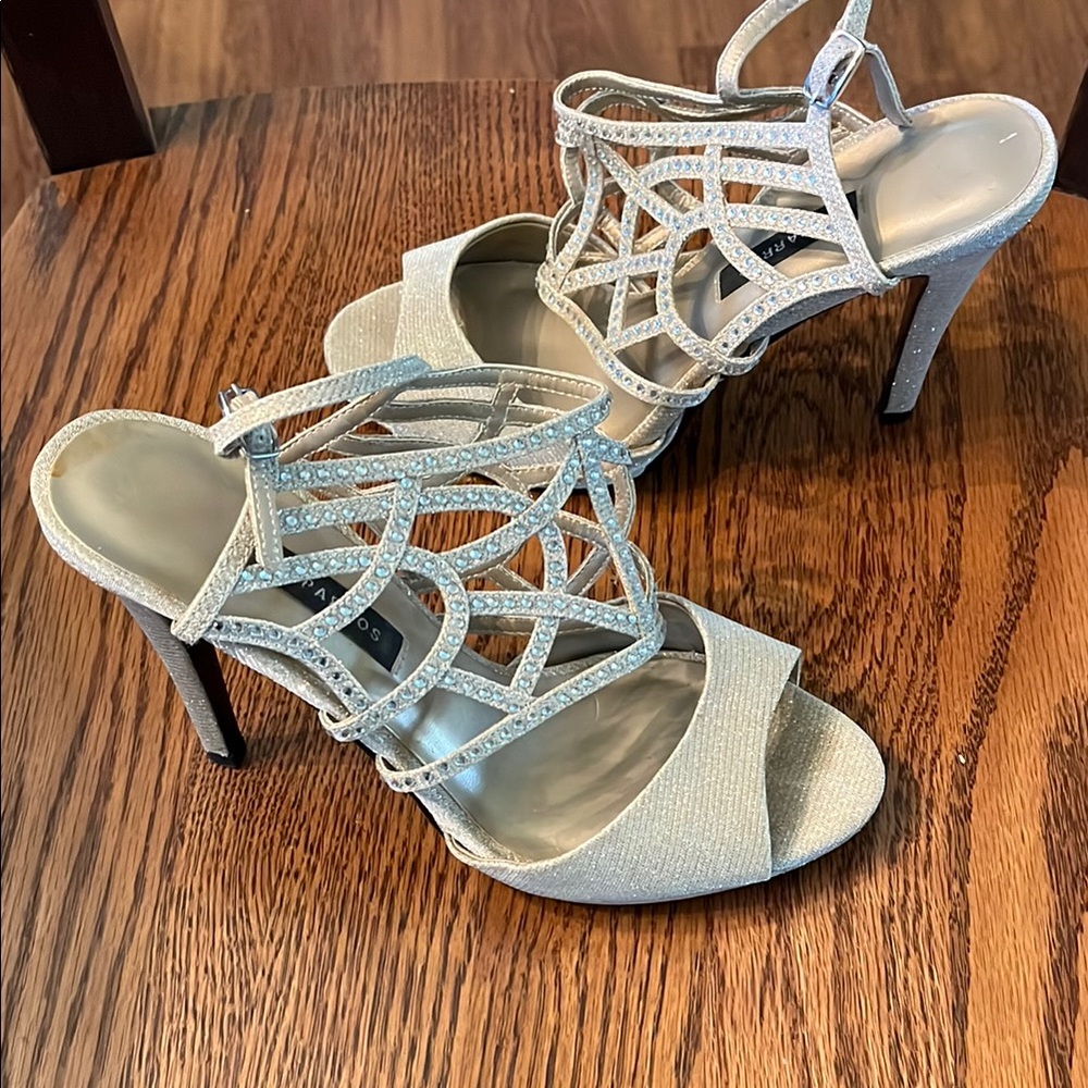 Caparros Elegant gold and rhinestone shiny Strappy Heels size 7.5B